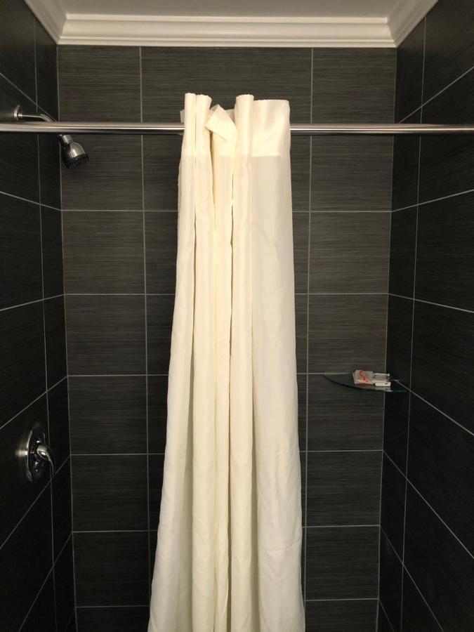 Bay Inn Hotel North Camellia Acres ภายนอก รูปภาพ